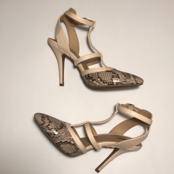 Mossimo Python Pointy Toe Heels - Picture 5 of 7